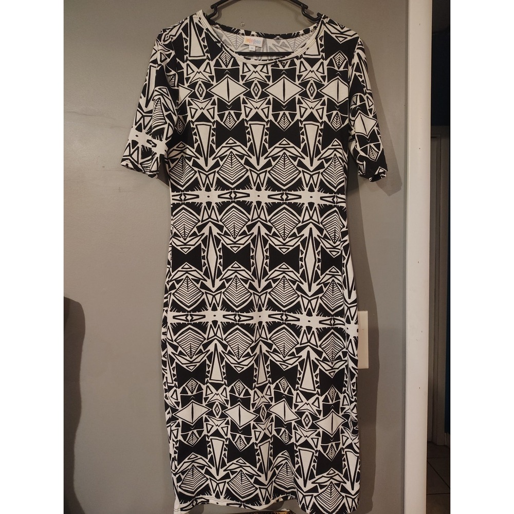 LuLaRoe Julia Dress Medium Black White Geometric Tribal Print Elbow Sleeve